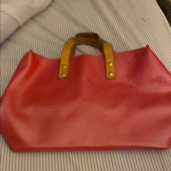 Louis Vuitton Handbags - Authentic small  Louis Vuitton Read Bag hot pink